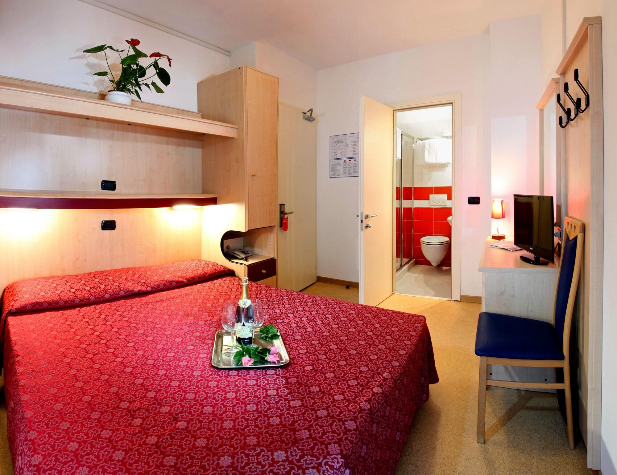 Hotel Regina 3*